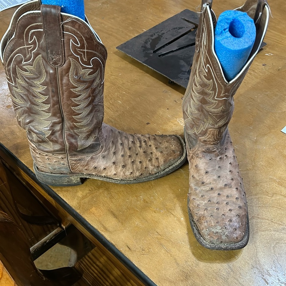 Tony Lama Full Quill Men’s Ostrich Cowboy Boots 11D